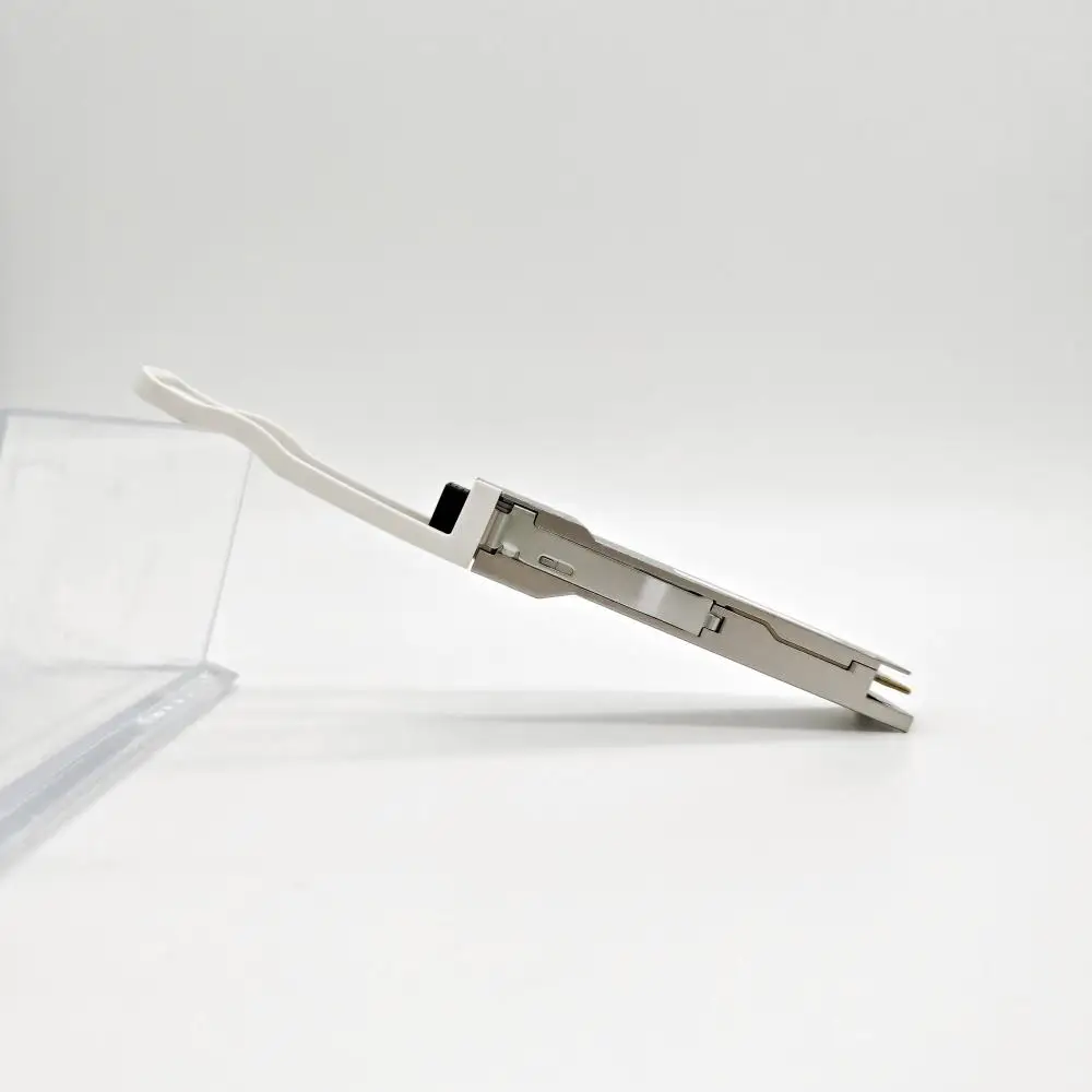 
Hot sale QSFP28+ 100G ZR4 80km transmission distance Network transceivers 