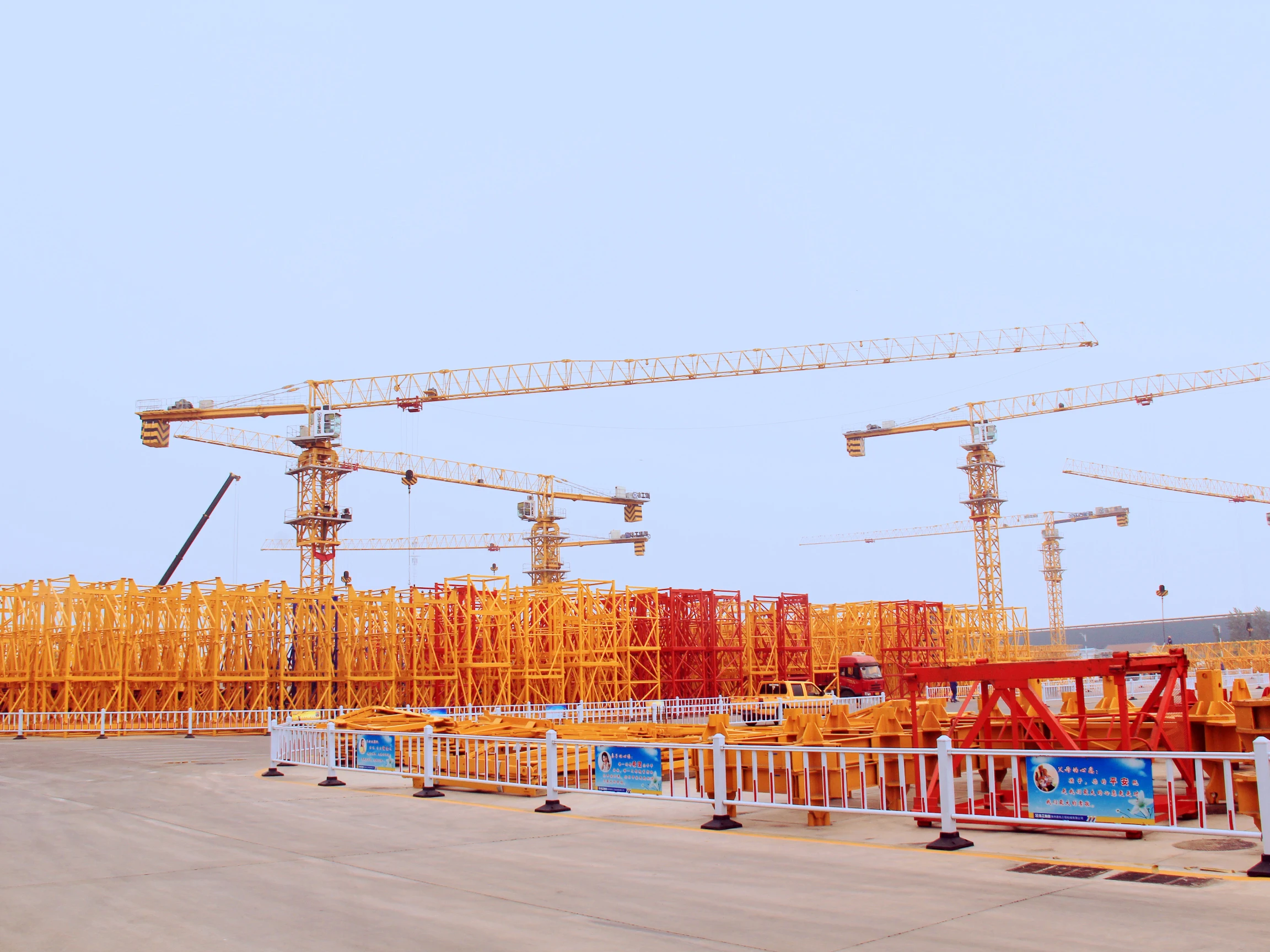  Китай высокое качество техники 18t Luffing-jib башенный кран L250-18 на