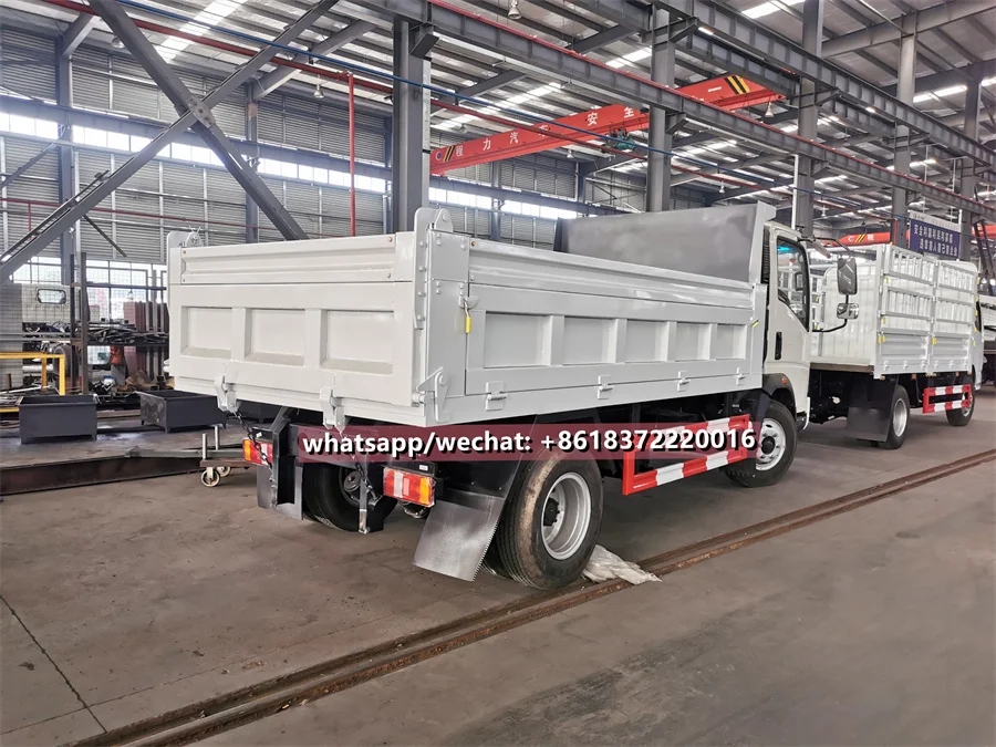 Мини-самосвал Sinotruk HOWO 4x4 4wd 5 тонн трехстороннего разгрузочного самосвала для продажи