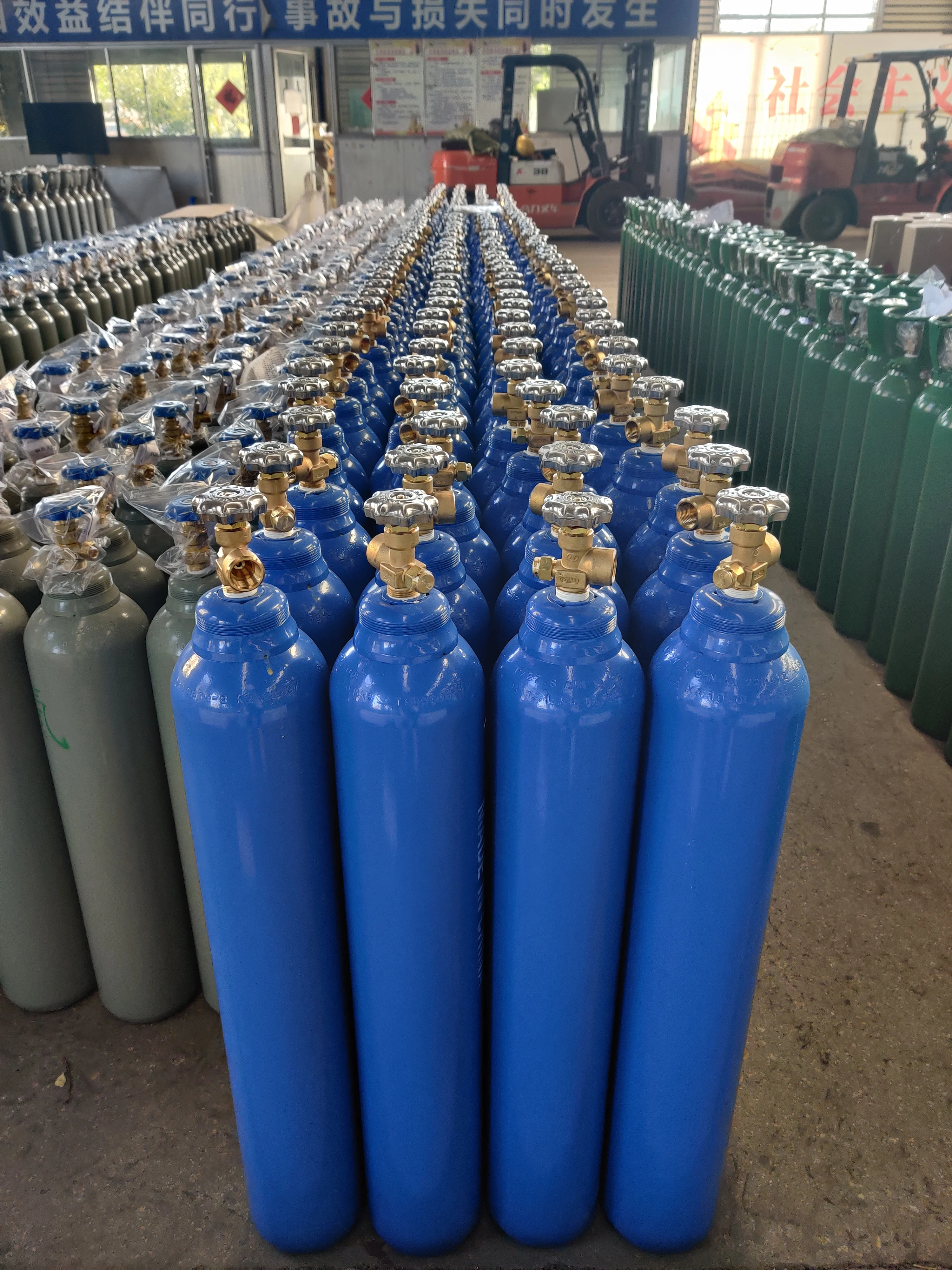 ISO9809-3 High Pressure Chlorine Hydrogen CO2 Argon Gas Cylinder