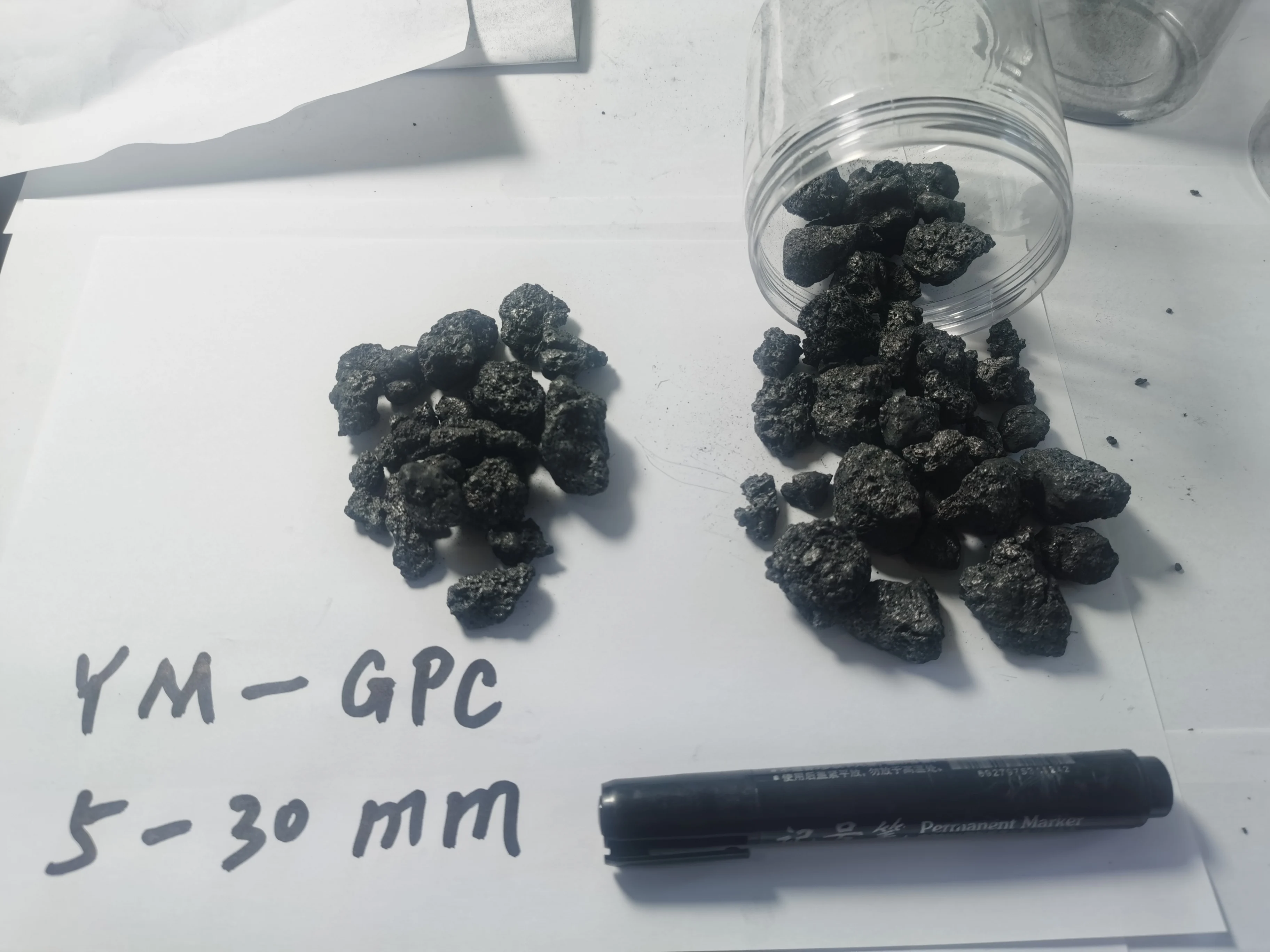 High quality Graphitized petroleum coke petroleum pet coke specifications
