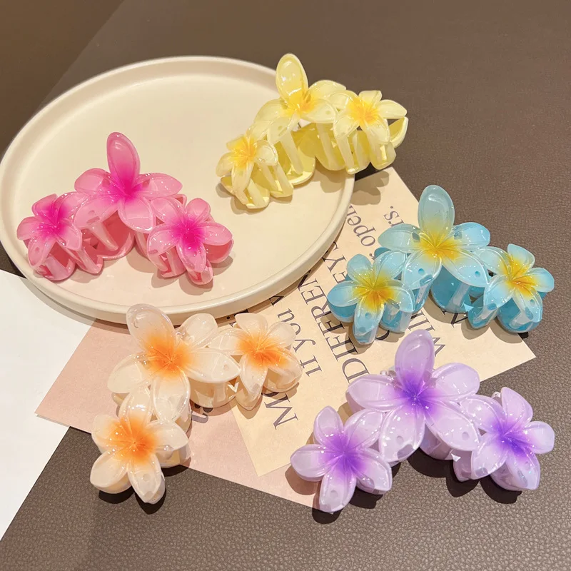 New Design Creativity Plastic Resin 3 Flower Large Claw Hair Clip For Women 11cm Summer Sweet Gradient Color Flower Hair Clips