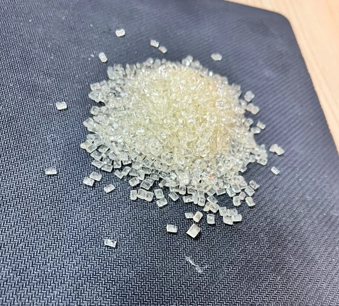 ПЭТ пластиковые гранулы используемые для бутылок воды полиэтилен терефталат ПОЛИМЕРНЫЕ ГРАНУЛЫ