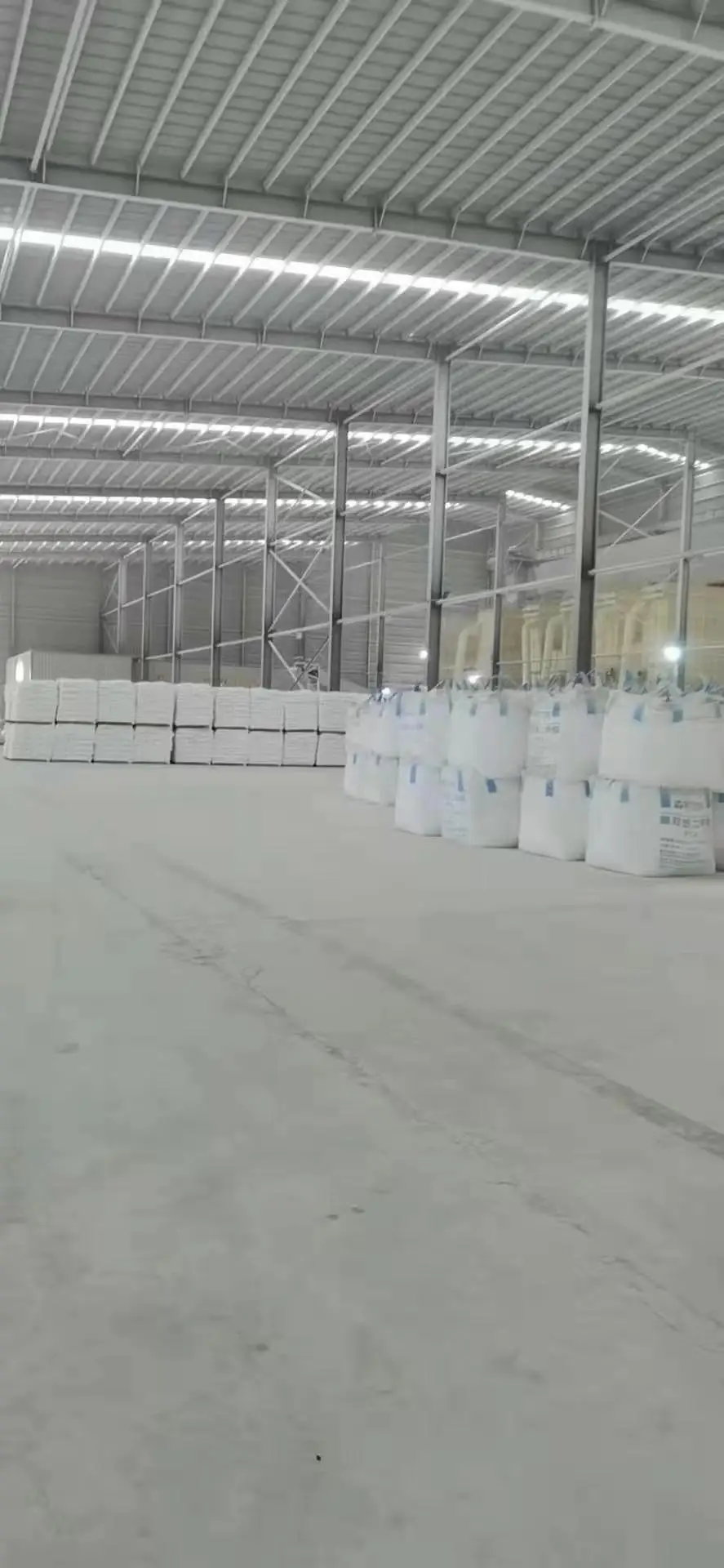 Application of nano calcium carbonate in PBAT degradable plastics