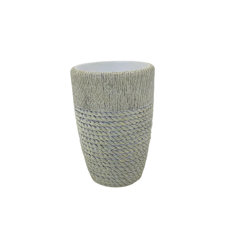 Hot selling Eco-Friendly Customized Modern Hotel  Resin Bathroom Accessories Set with  lotion dispenser