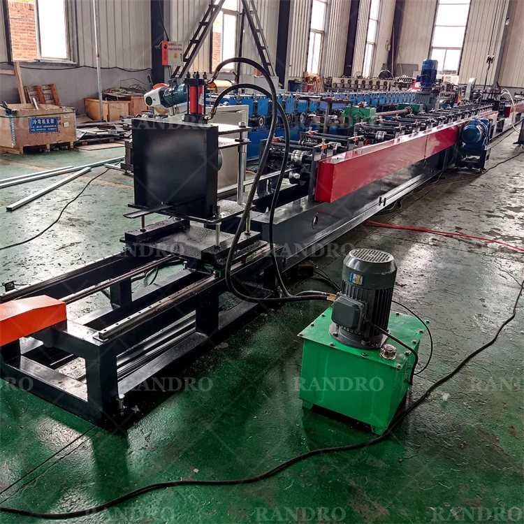 RANDRO PU Foam Roller Shutter Door Forming Machine Manufacturing Machine Filled With Foam