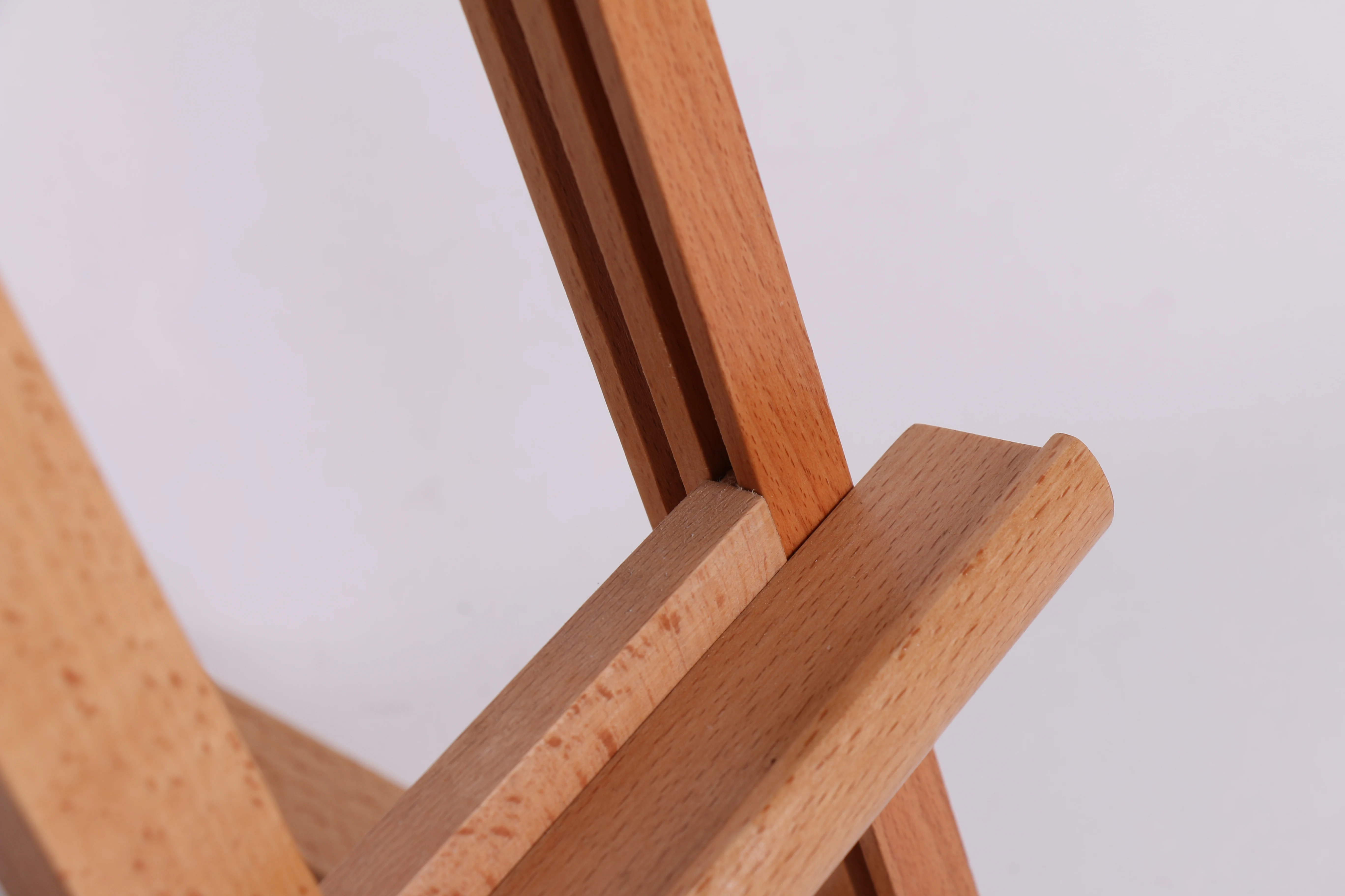 Best-selling Wooden Easel Beech Wood for sketching drawing and painting