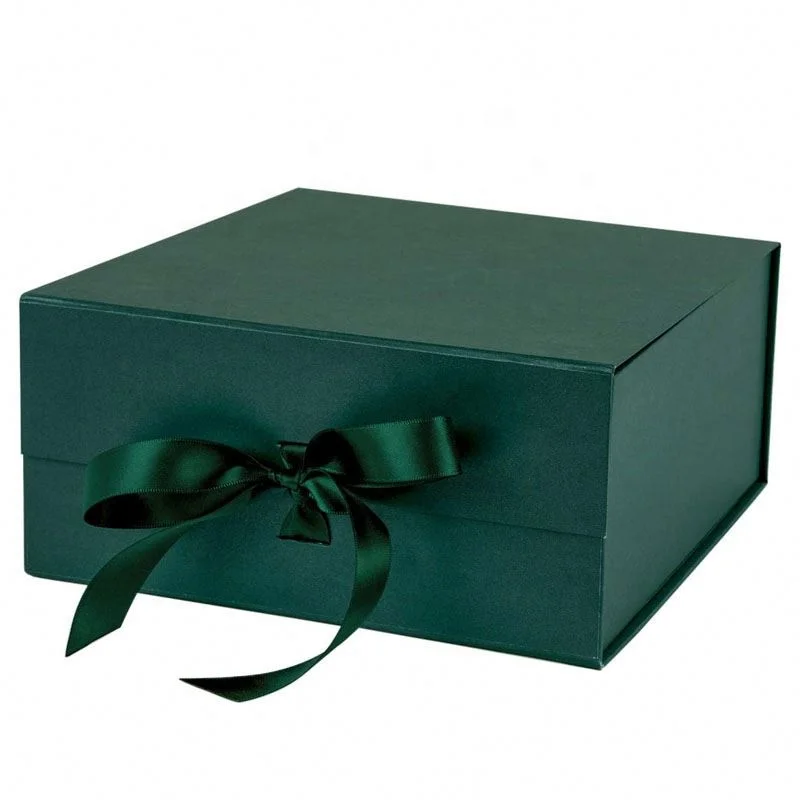 New Original Wholesale Custom Logo Green  Luxury  Rigid Cardboard Folding  magnetic closure paper gift Box Packaging With Ribbon