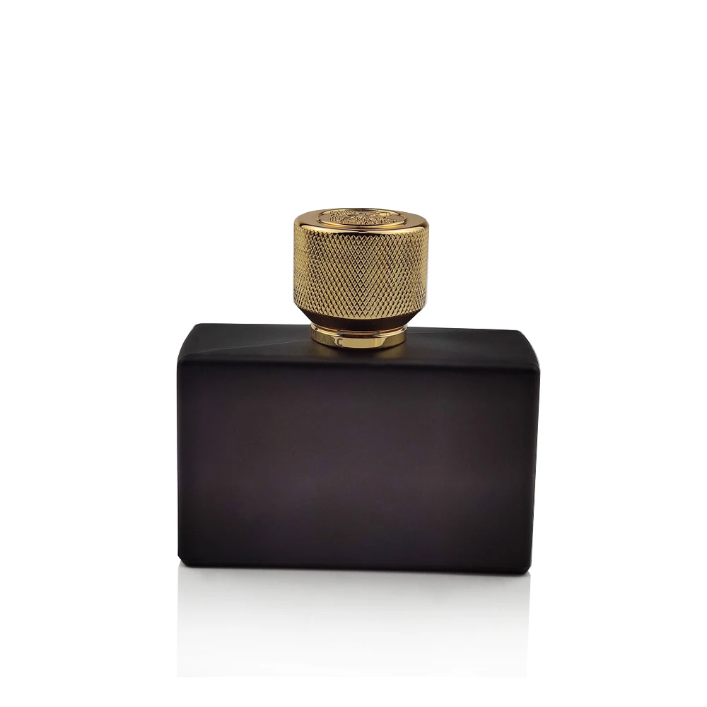 50ml luxury stocked ready to ship matte black parfum bottle with luxurious gold zamac cap black wood plastic cap