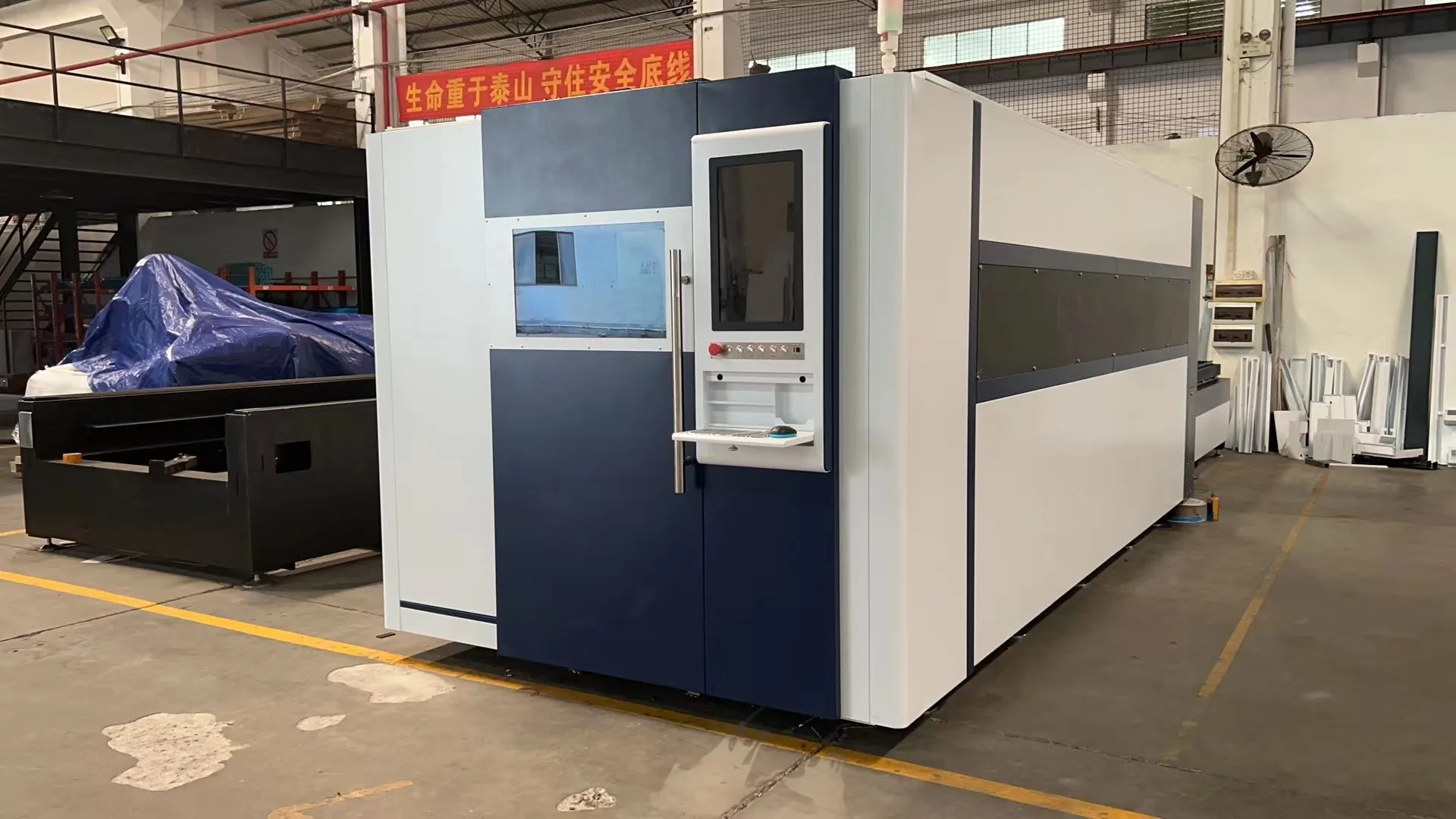 3000w 6600W 12000W IPG Raycus Max GW Reci Double table fiber laser carbon steel mild steel aluminum metal cutting machine