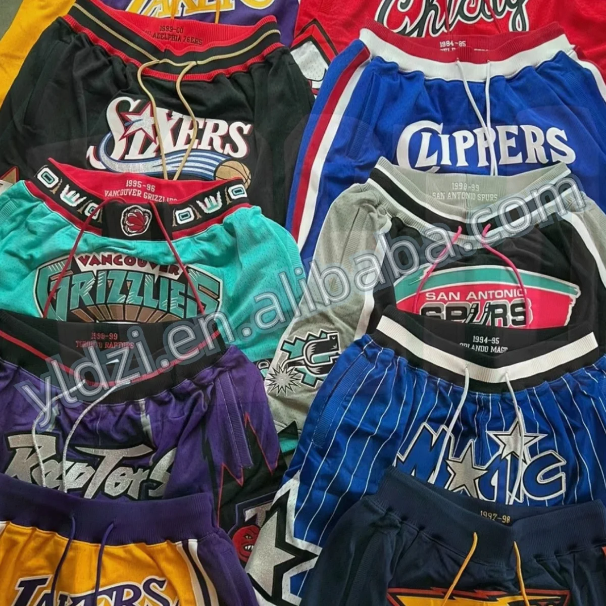 2024-2025 Wholesale 32 Teams Men Shorts Best Quality Stitched Embroidery All Team Drop Shipping Wear Pockets Pants New Season