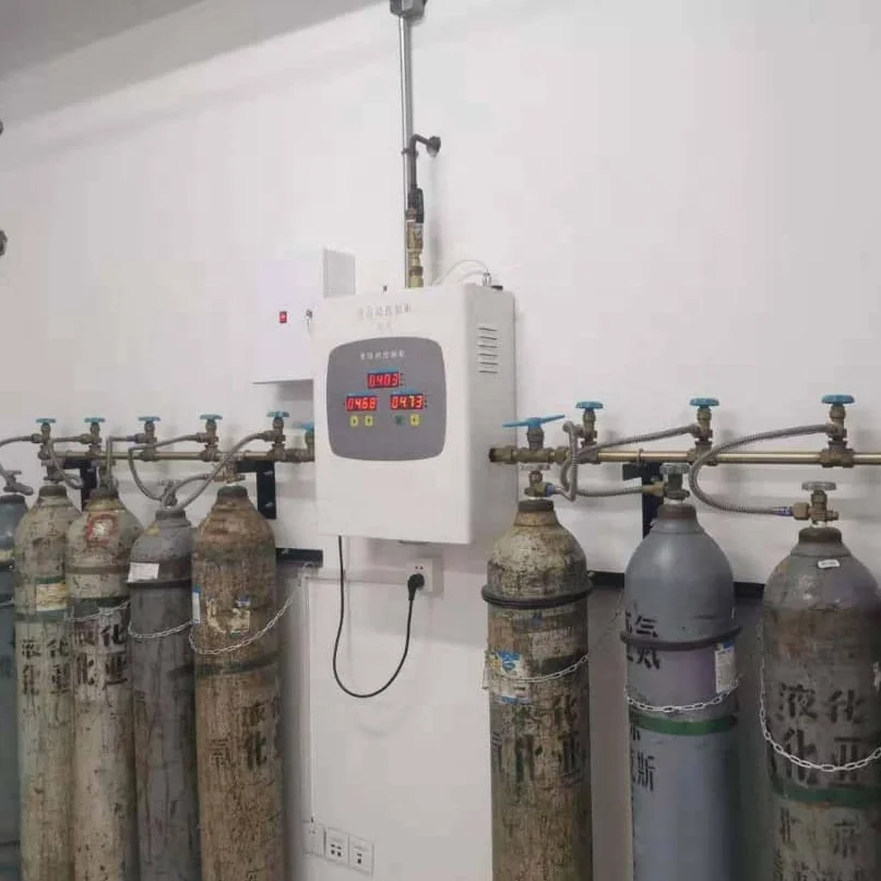 automatic oxygen manifold