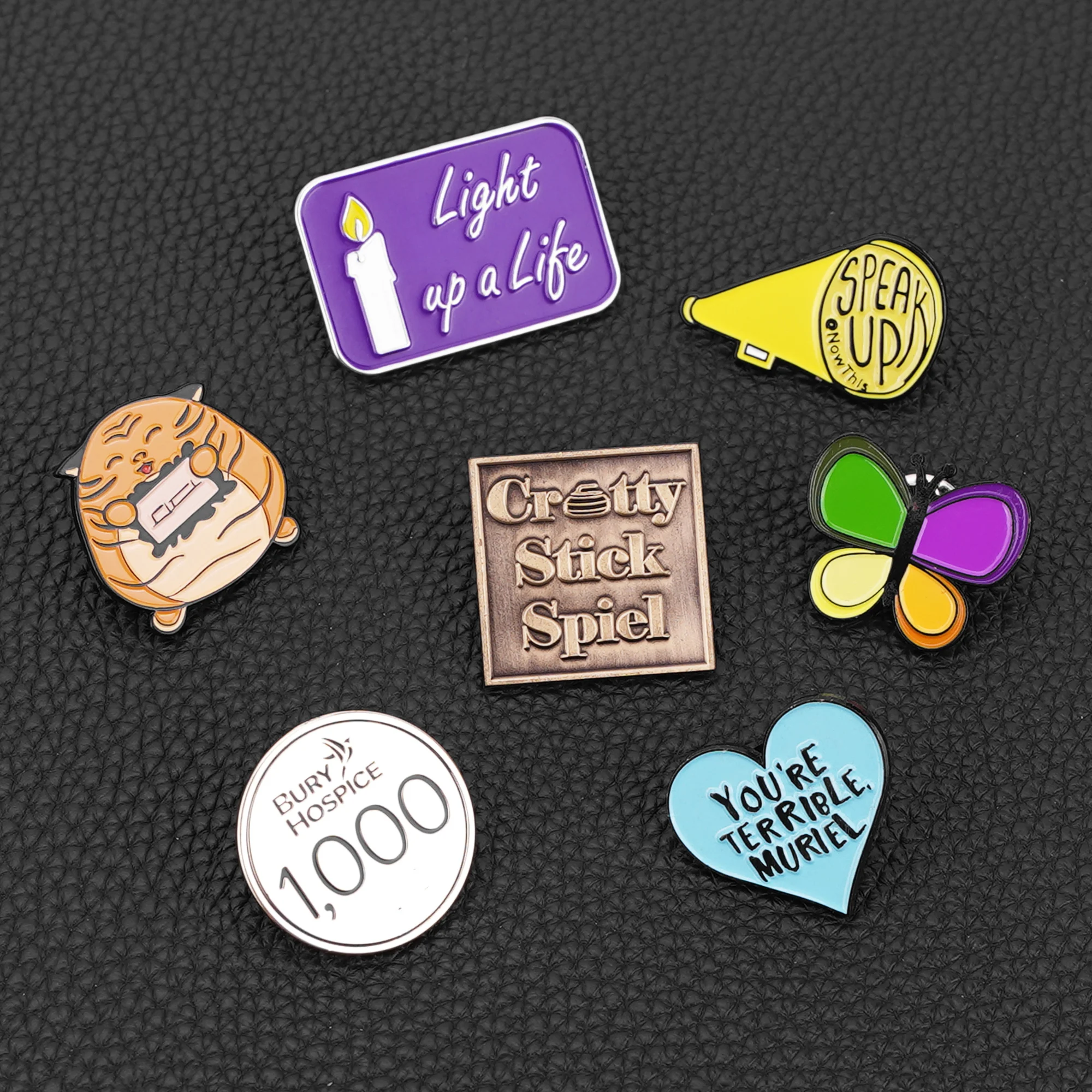 Custom Fashion Brooch No Minimum Bulk Blank Metal Badge Crafts Coin Cartoon Badge Custom Lapel Pin Cute Hard Soft Enamel Pins