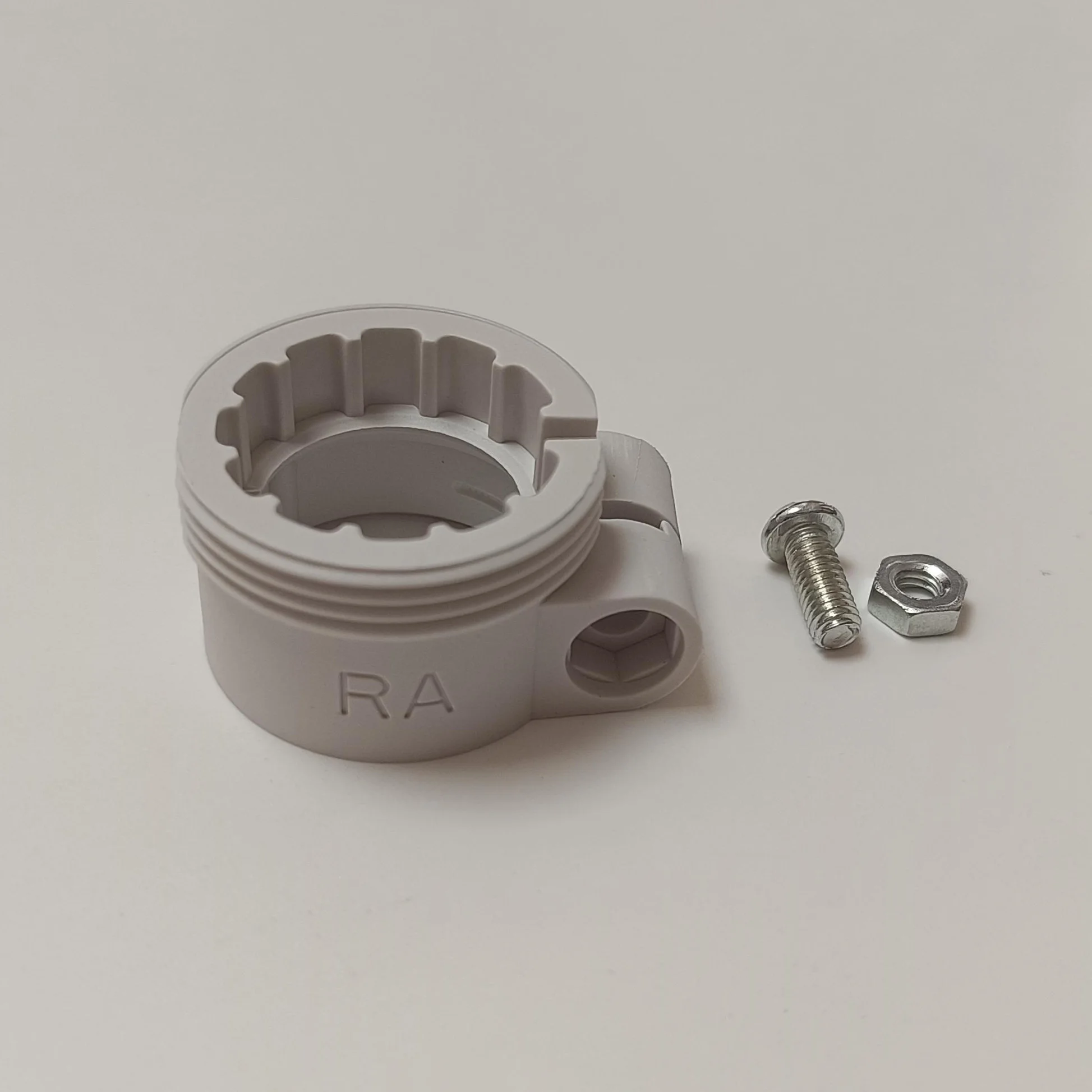 M28*1.5mm RA RVL Thermostat Radiator Valve Adapter Modern Design for Hotel Use Floor Heating