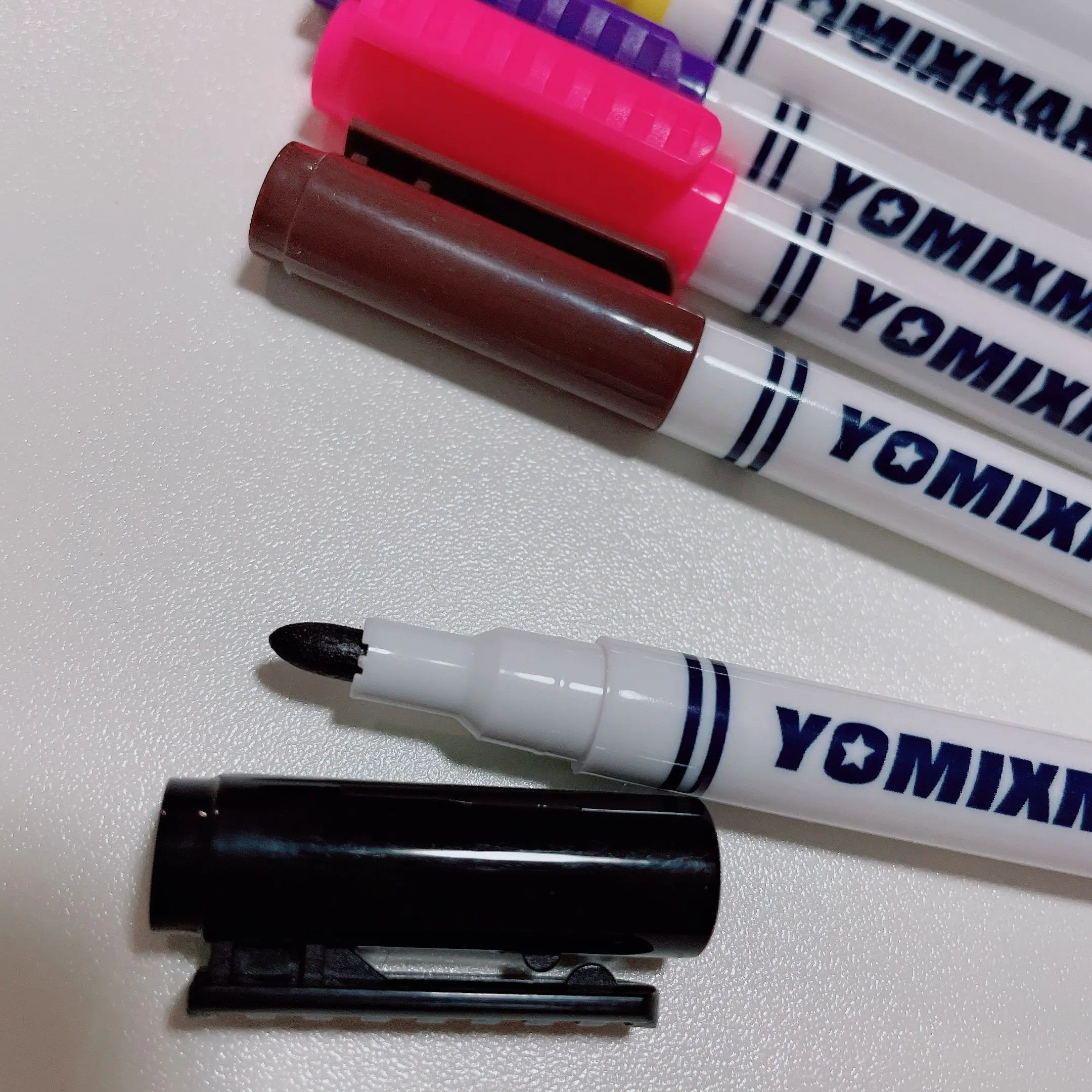 Factory hot sale 8 colors blister card textile marker pen permanent marker pens