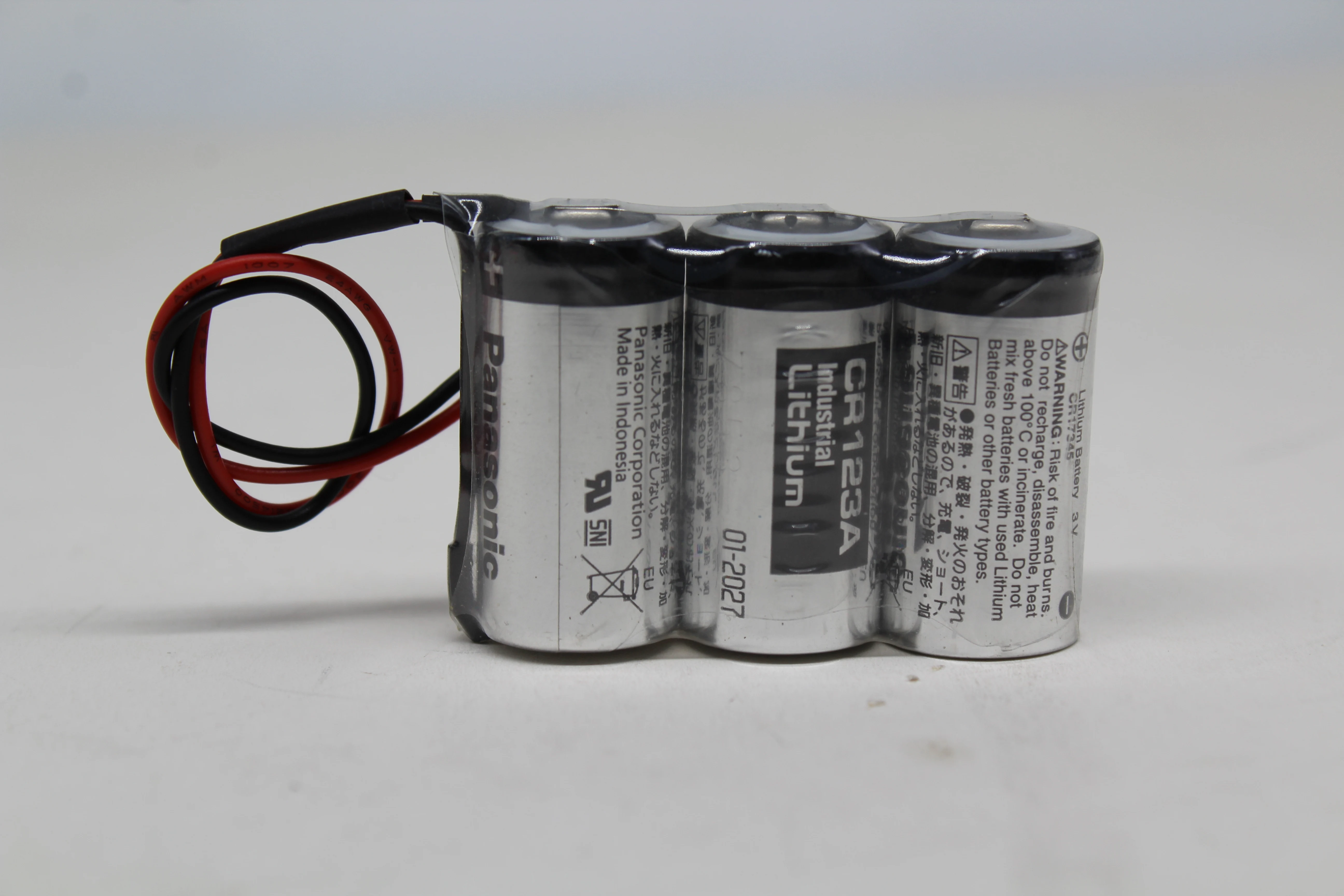 CR Batteries CR123A 3V 1400mAh Cylindrical Lithium Batteries Japan Brand for flashlight