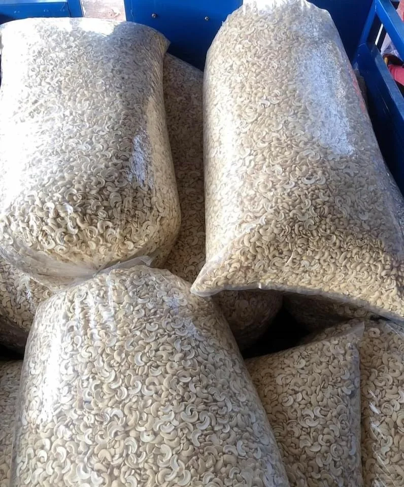Raw WS Cashew Nut - Best Selling Cheap Price WS240 WS320 Raw Cashew Nuts from Viet Nam