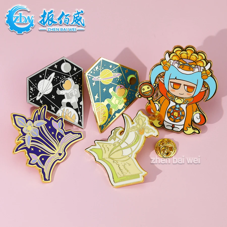 Chinese factory makes custom hard enamel lapel pins Star souvenir cartoon cartoon pin badge backing card