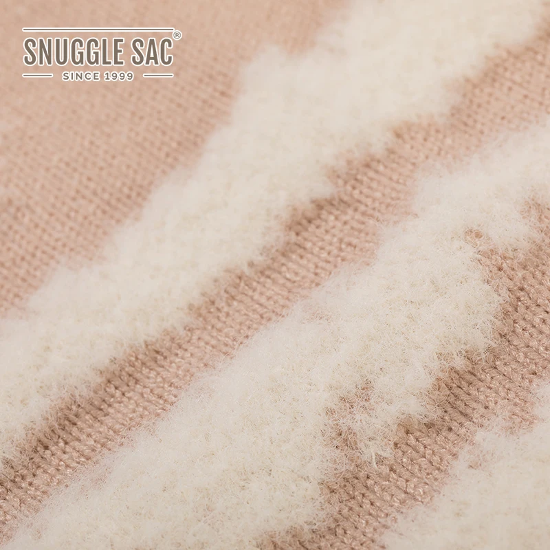 Snuggle Sac Air Feel Double  Sided Customize Knit Blanket Throw Blanket Picnic Blanket With Tassel