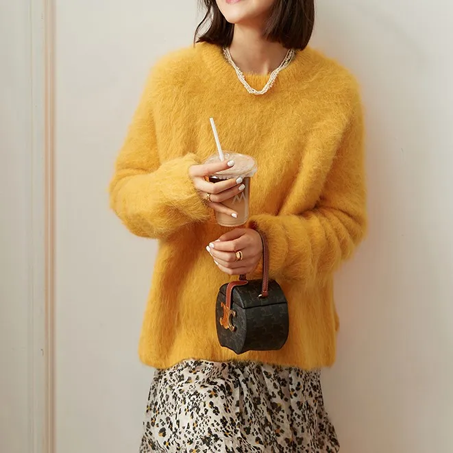 Kingsun OEM ODM custom design long sleeve cozy thick yellow alpaca wool oversized s fuzzy hairy sweater pullover for women