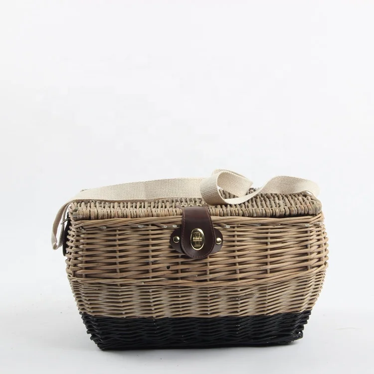 Hand-woven  willow picnic basket set wicker basket for outside food
