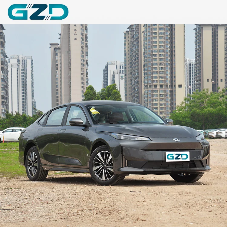2025 qiyuan a05 Changan Лидер продаж подключаемый гибридный автомобиль 1300 км Qiyuan A05 низкая цена в наличии