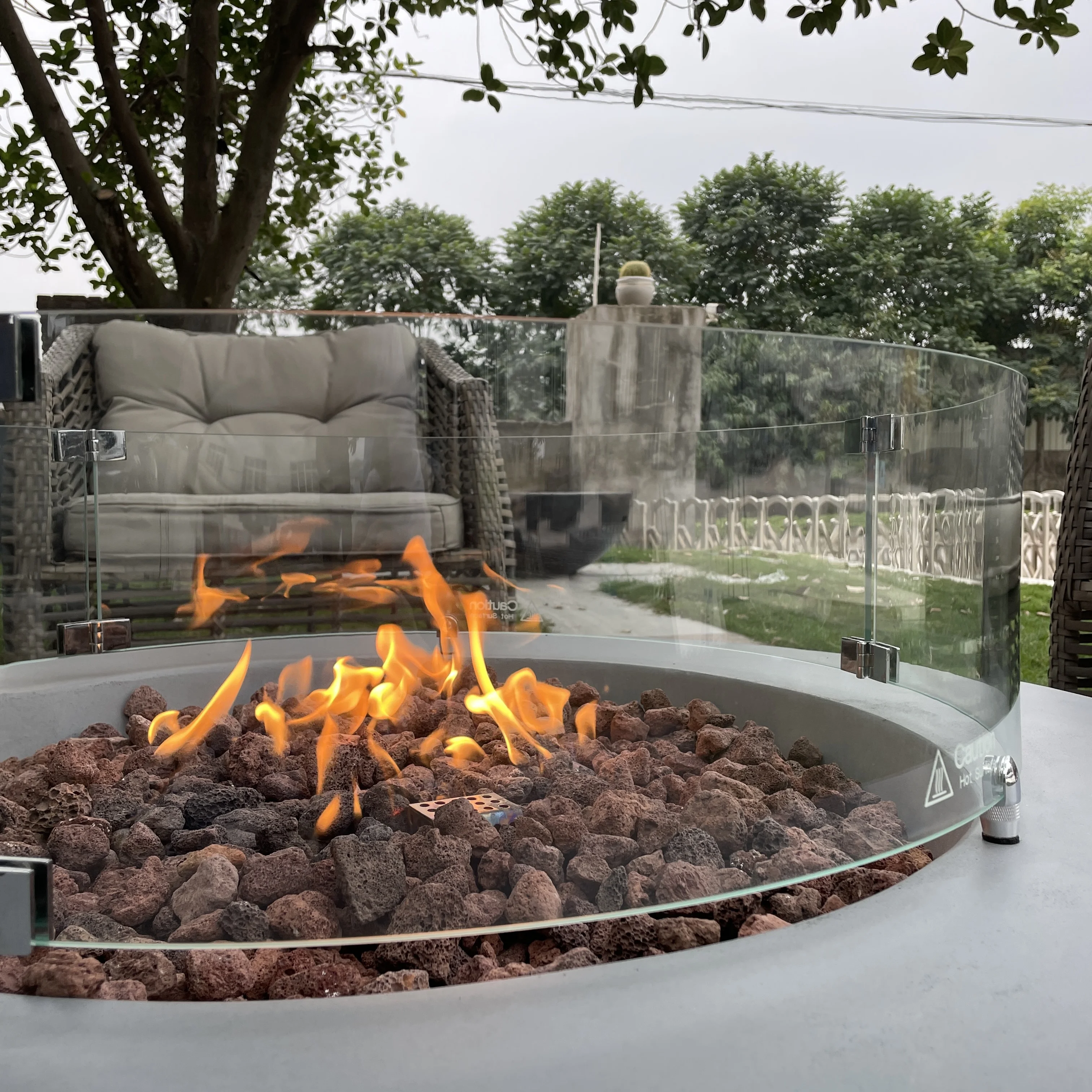 GFRC Round Outdoor Fireplace Garden Heating Fire Pits Nature Gas Propane Fire Table