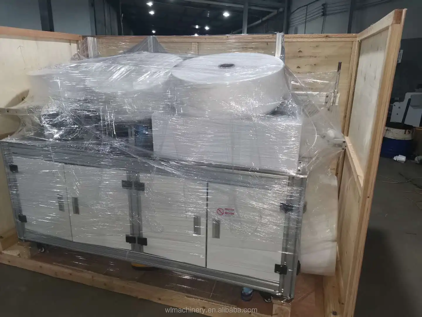  Полуавтоматическая ультразвуковая Нетканая хирургическая Больничная машина для производства