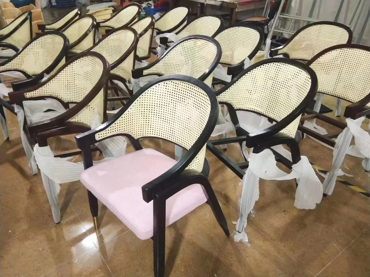 Outdoor Rattan Can Lounge Chair Garden Furniture Round Lounge Rattan Garden