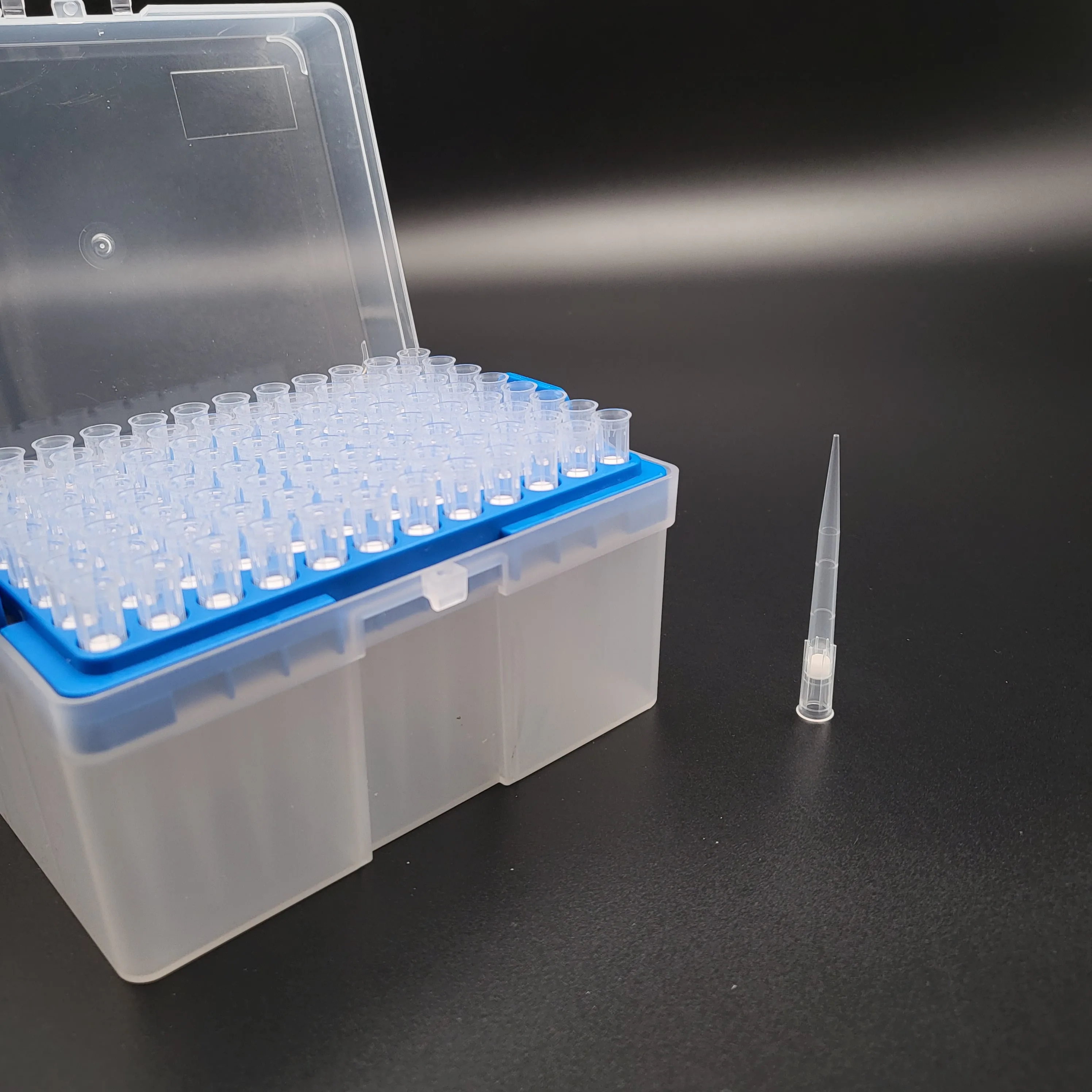200ul Pipette tips with filter racked sterile