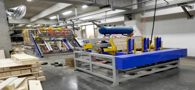 Euro wood pallet pier SLDJ-1300-3 Automatic connecting nailing machine