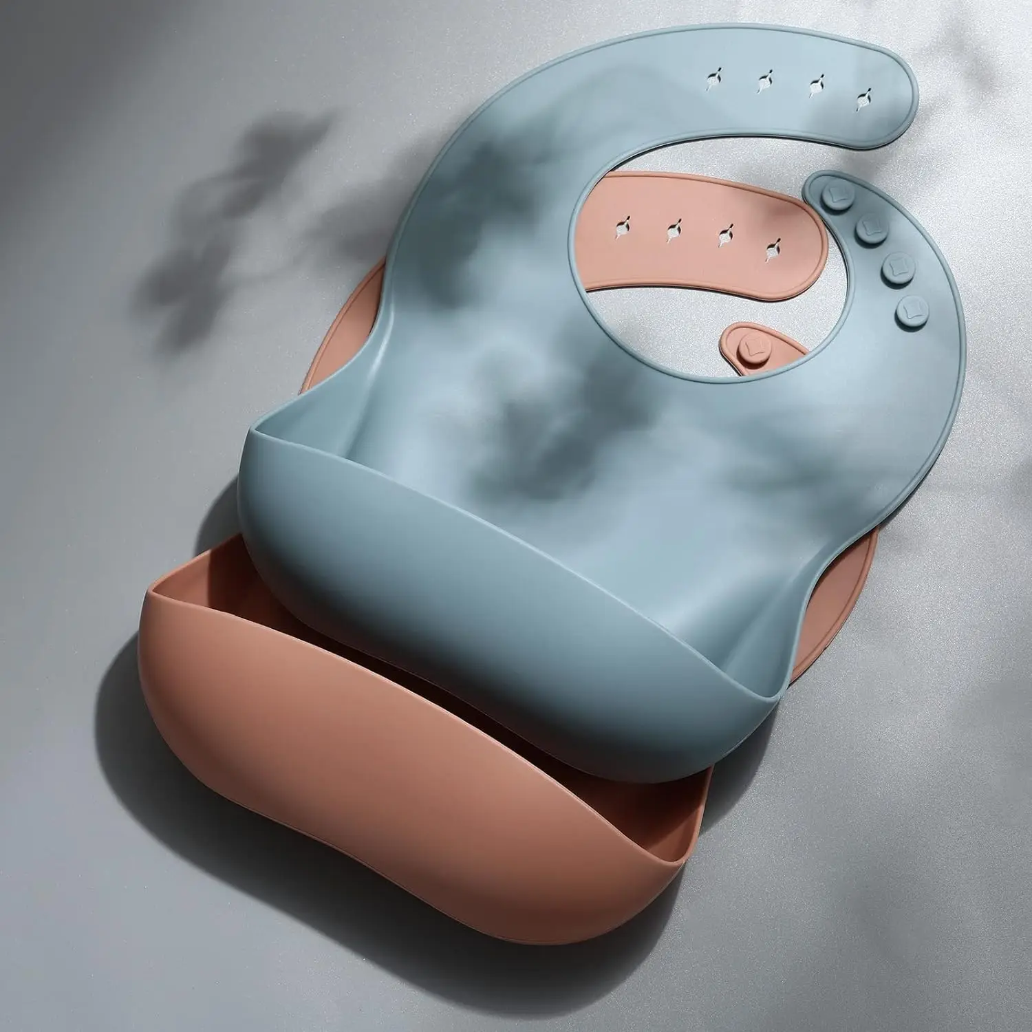 New 100% BPA Free Food Grade customized Waterproof Silicone Baby Bib Baby Accessories Kids Dining 16 colors