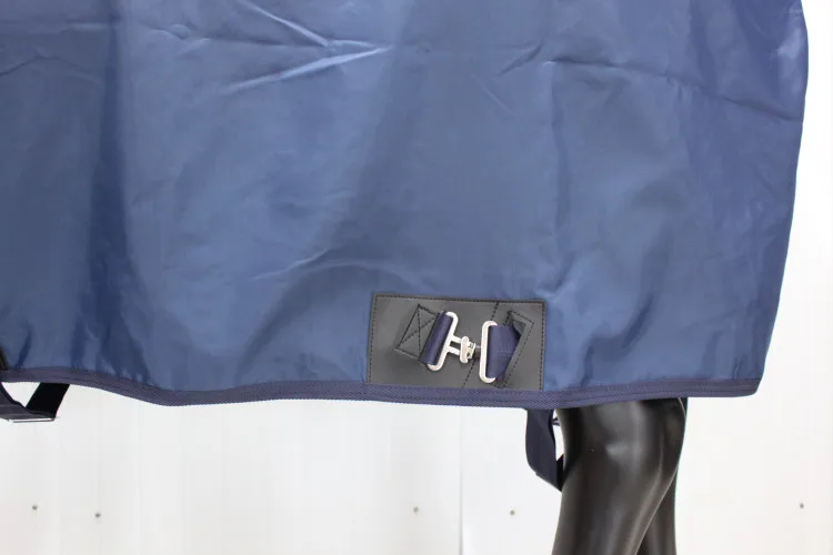 Водонепроницаемый дышащий нейлоновый лист с закрытым передним водонепроницаемым 420D нейлоновым ковриком для лошадей