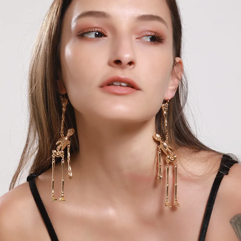 
European and American fashion creative exaggerated skeleton alloy big earrings female 