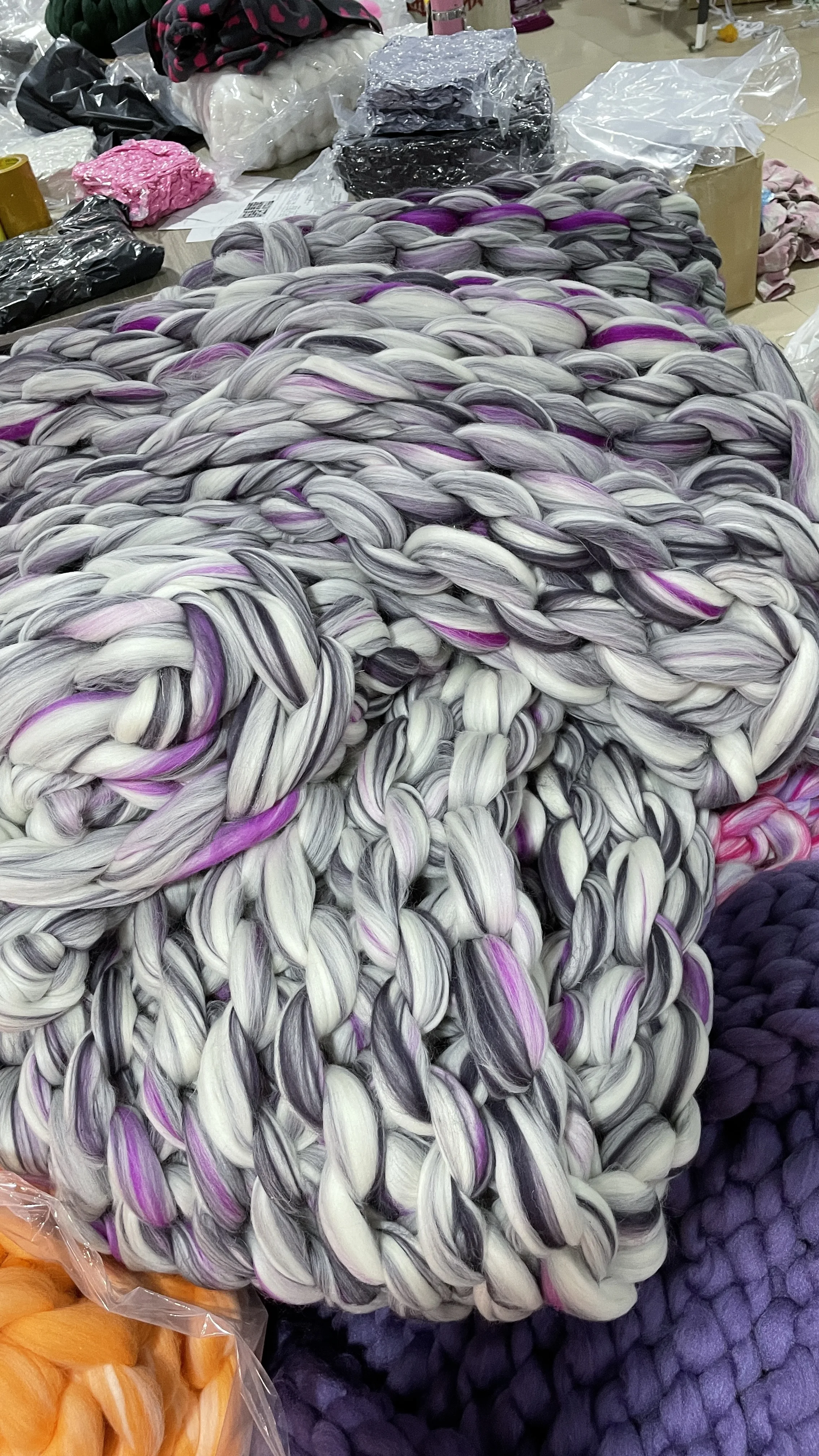 100% Chunky Knitted Mixed Merino Wool Throw Blanket