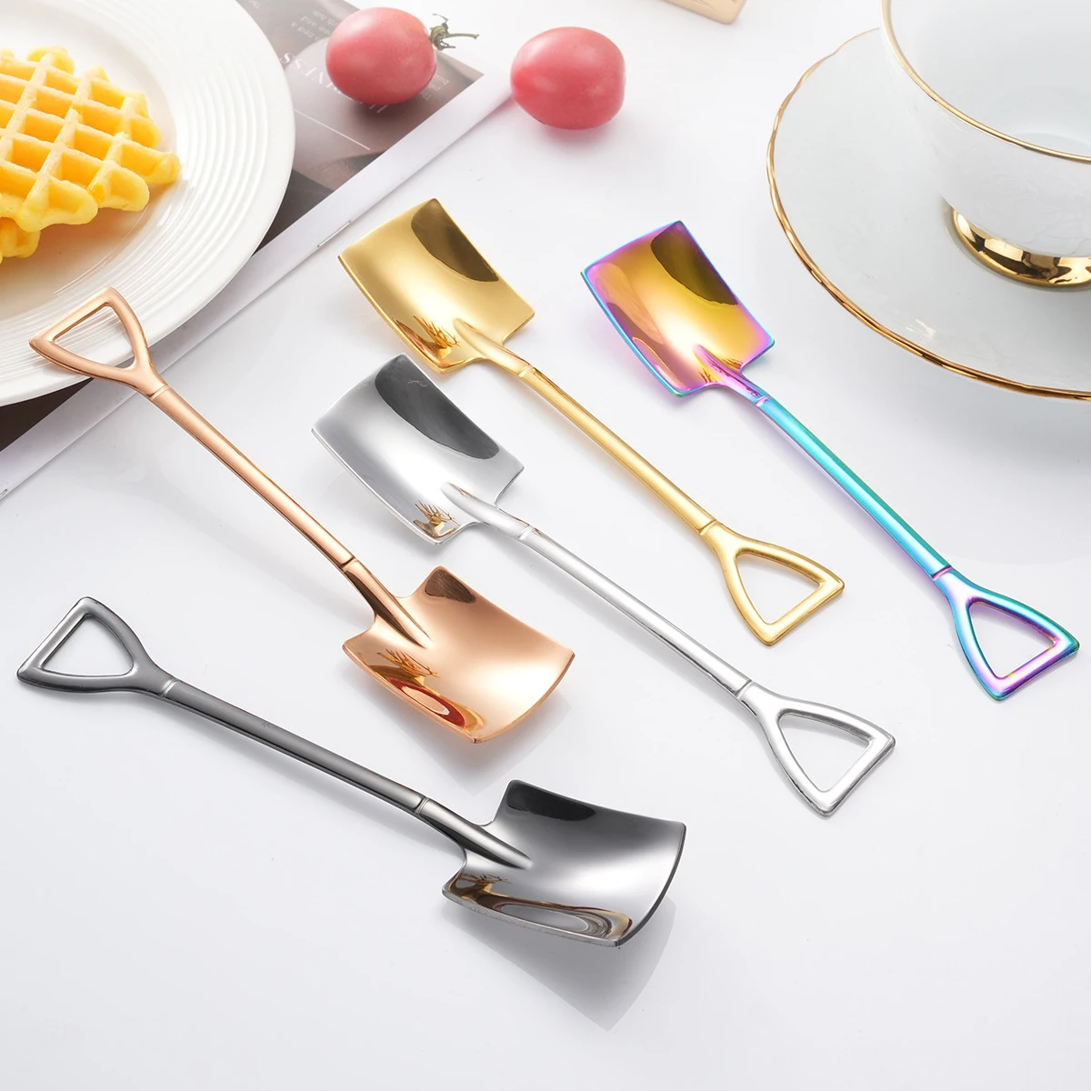 High Quality 304 Stainless Steel Gold Shovel Shape Spoons Mini Rainbow Cake Tea Coffee Ice Dessert Spoon