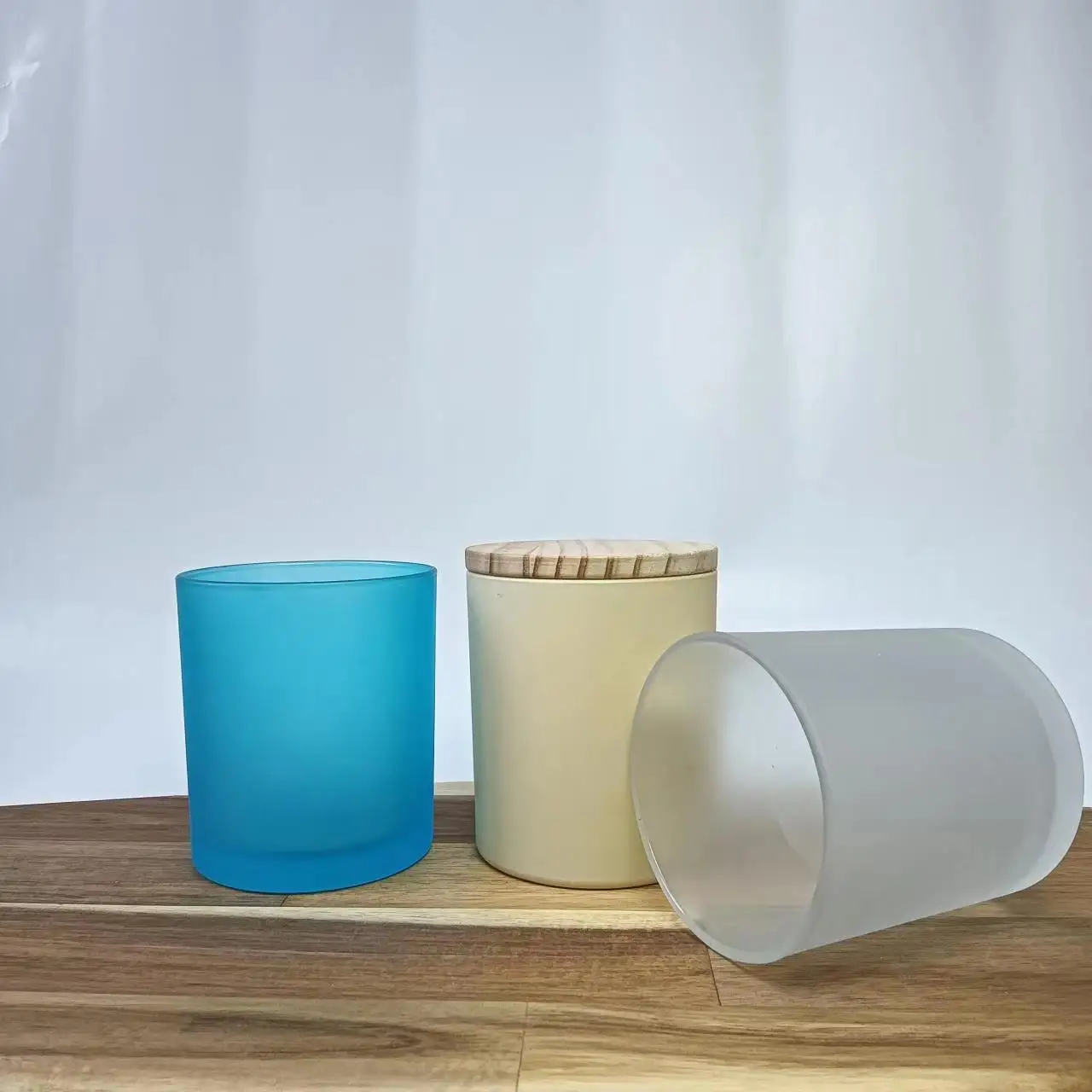 Wholesale customized luxury empty glass jars container for candles with wooden lid