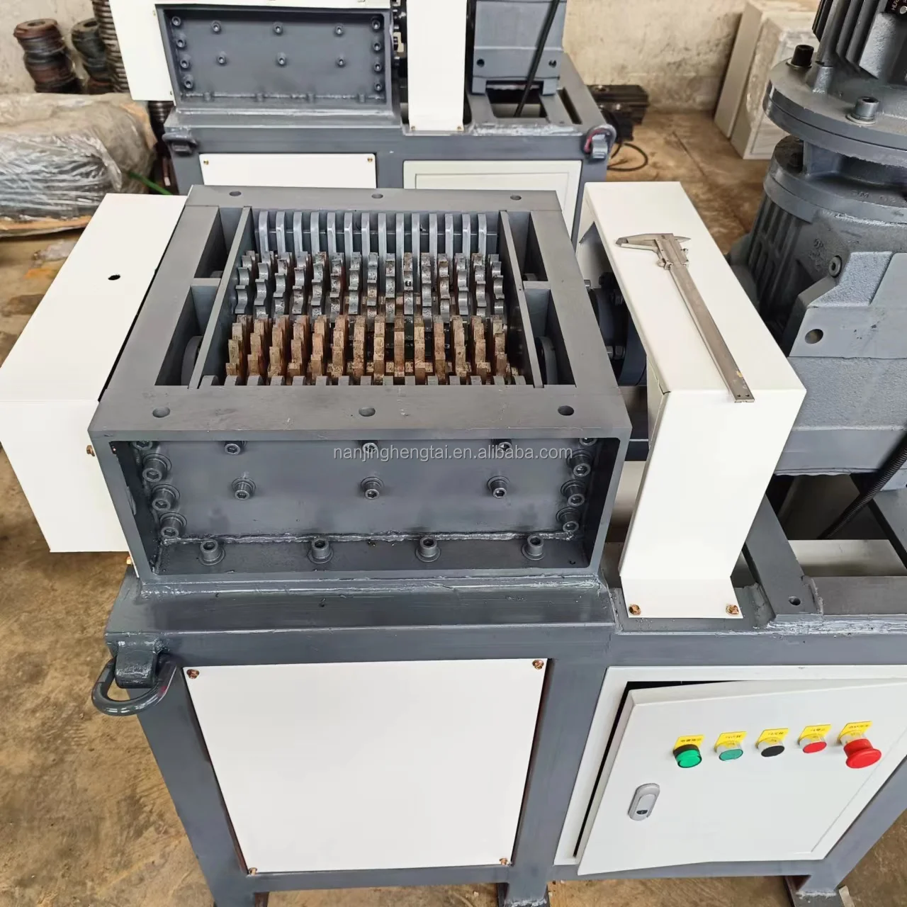 Plastic Crusher Equipment Used Rubber Plastic casing Shredding Recycling Machines Double Shaft Shredder