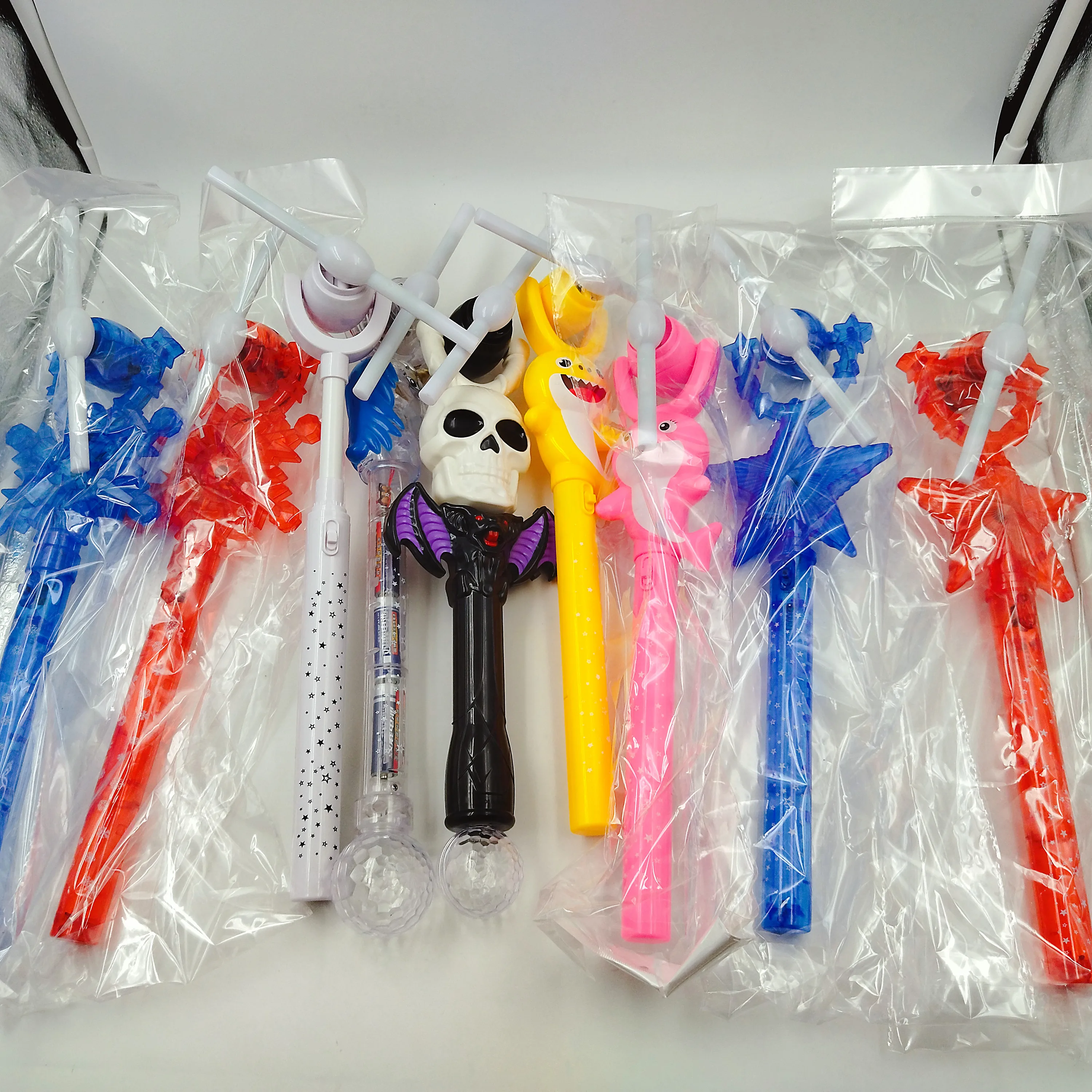 2022 Factory Sale Novelty Light Up Windmill Toy Small Windmills For Sale LED Flashing Windmill  Light Up Magic Wand Toy for Kids