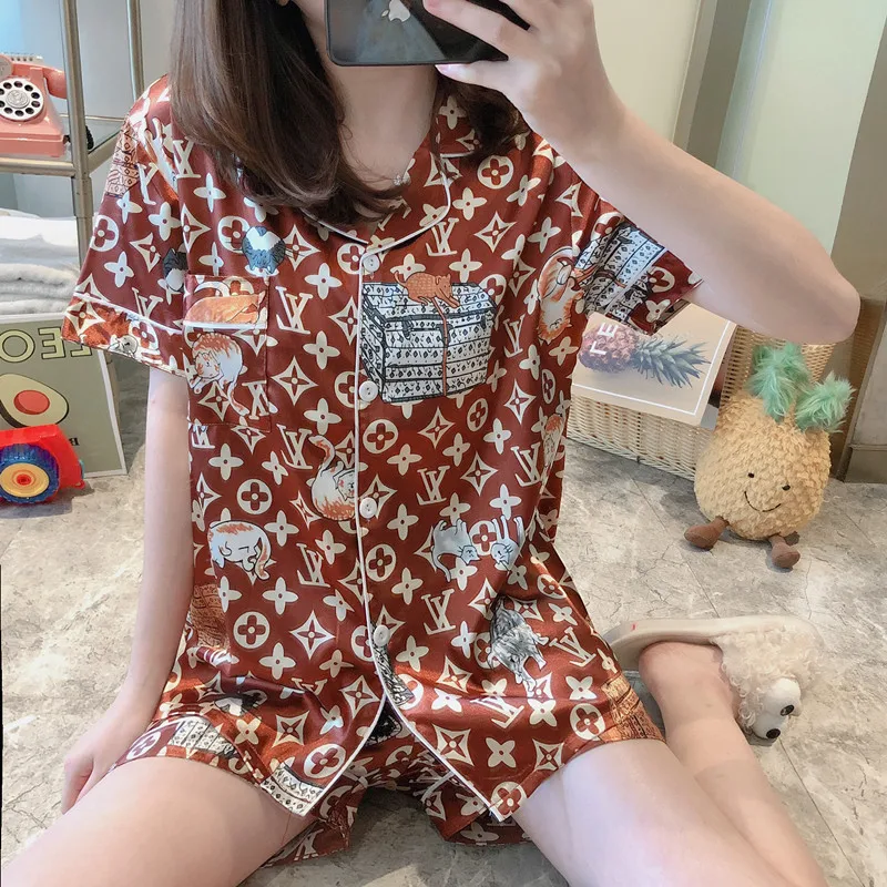 
2021 New Arrival Silk Satin Pyjamas Short Inspired Blouse Desingner Pyjamas Women Trendy Clothing Luxury Boutique Pyjamas 