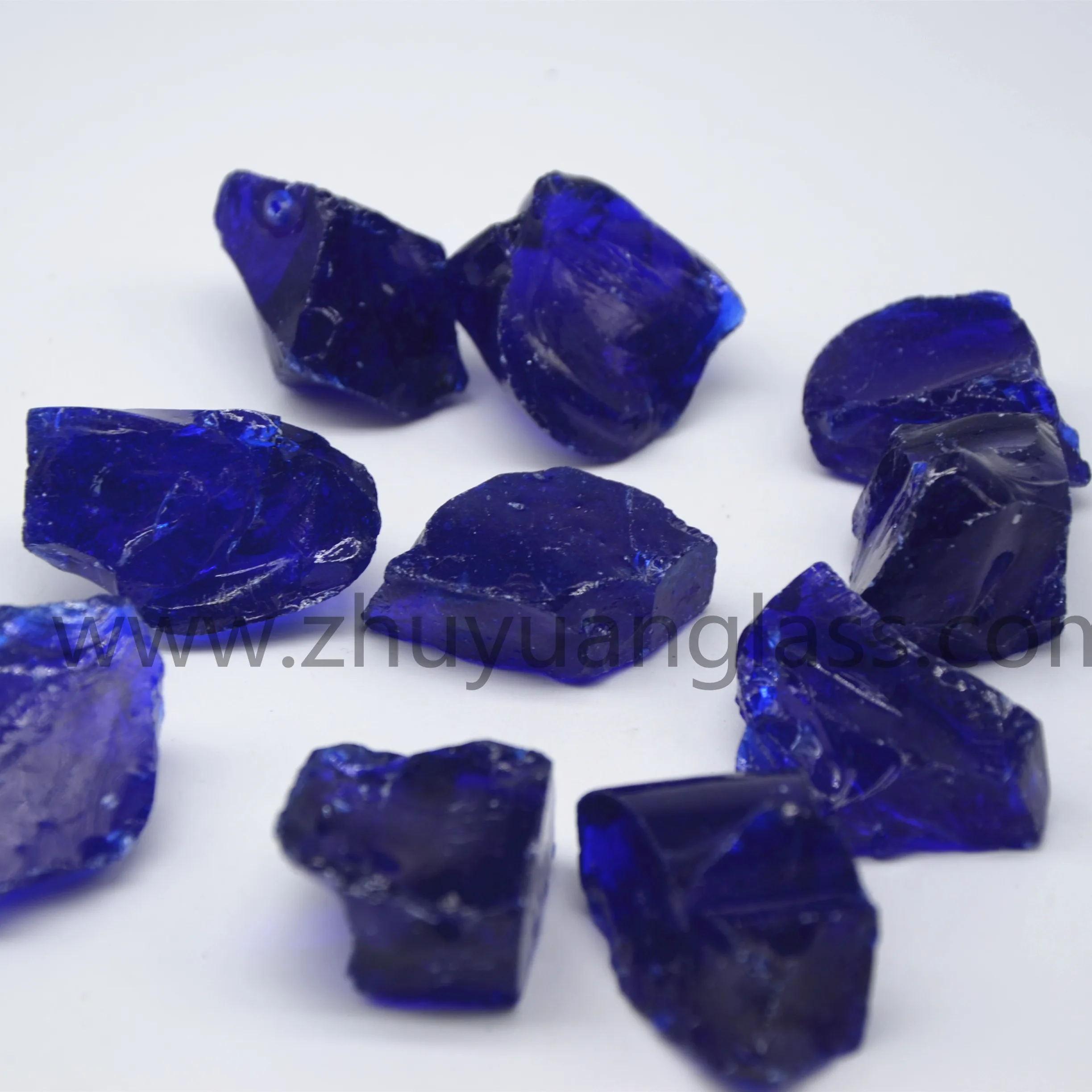 factory sell 10--50mm  cobalt blue big glass rock fire glass