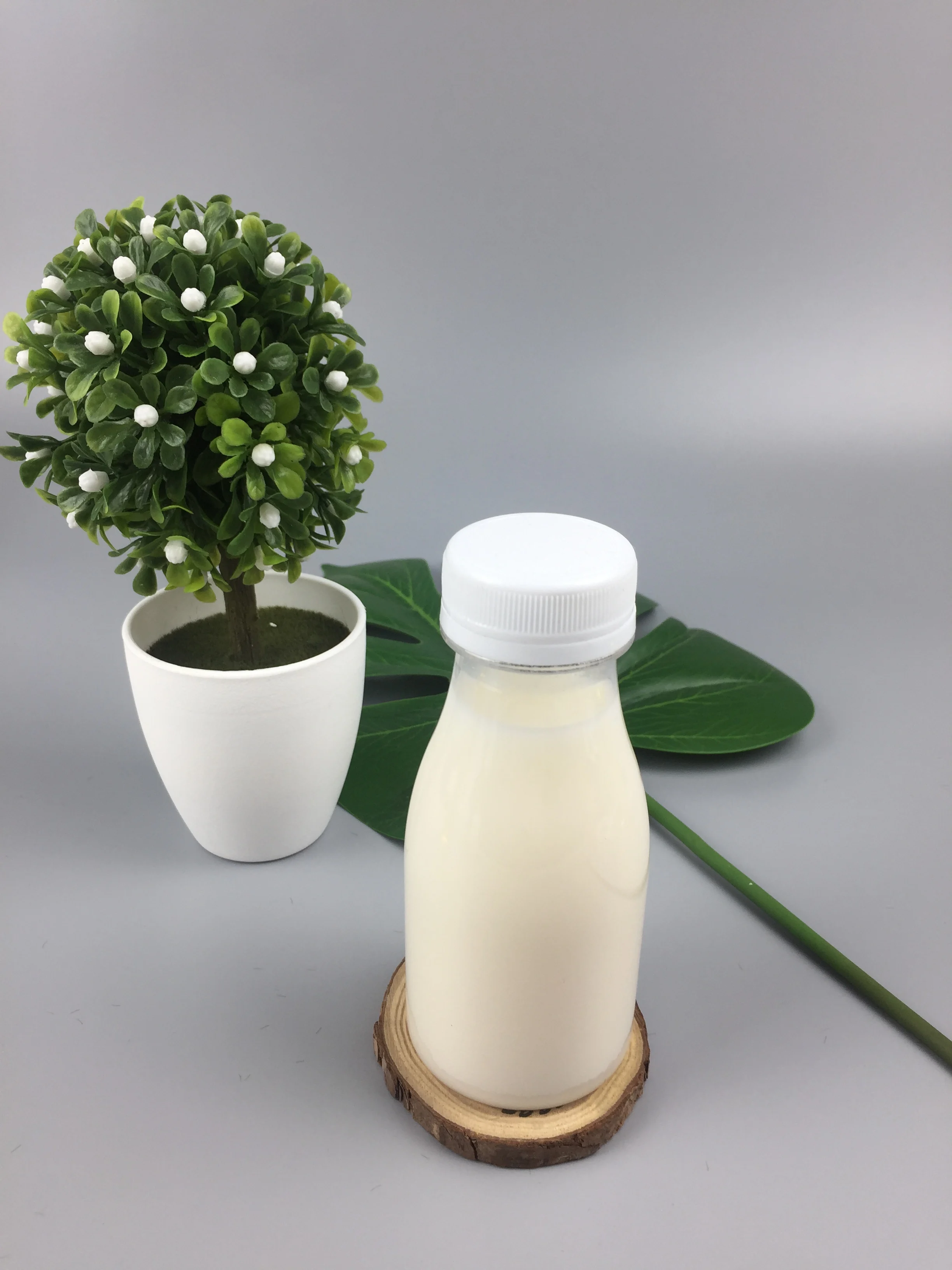 food grade plastic bottles with customized logo or shape from plastic factory