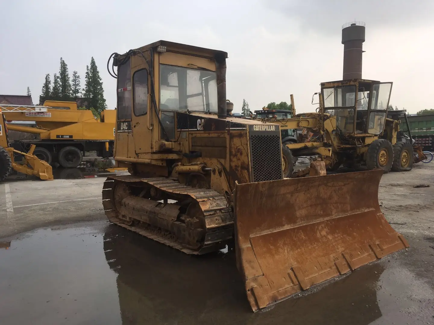 Used CAT D4C D4H Dozer CAT D4 Bulldozer For Sale