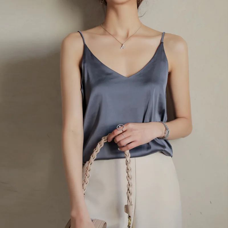 French silk Summer inner loose belly cover design outside wear top women Bottoming camisole small vest for women outerwear tops