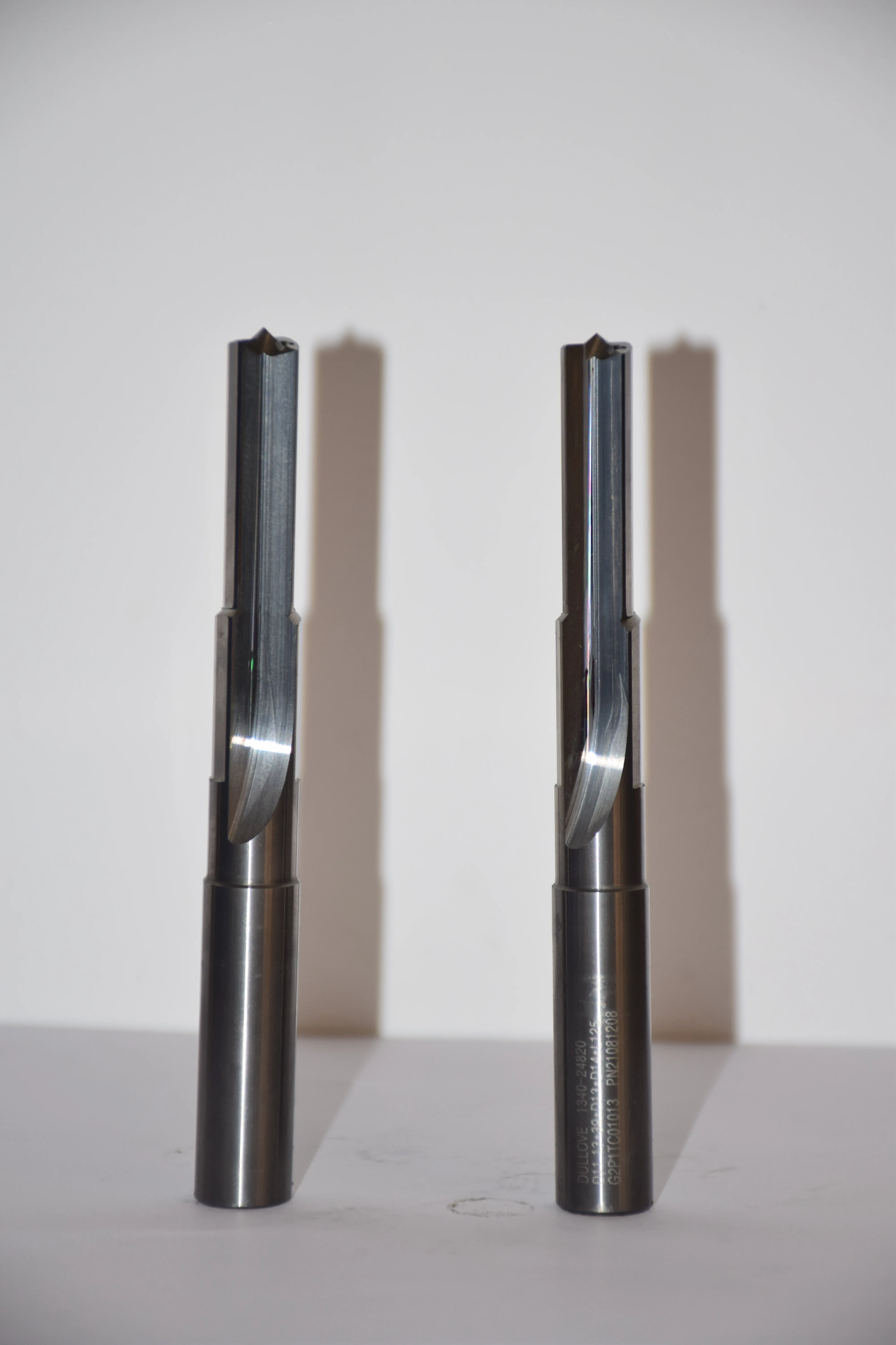 Multi-purpose carbide straight groove step drill, internal cold straight groove step drill