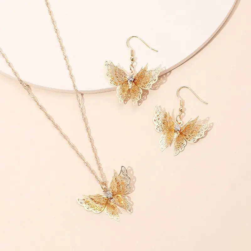 Fashion Golden Clavicle Chain Exquisite Three-dimensional Butterfly Earrings Titanium Steel Necklace Set Wholesale