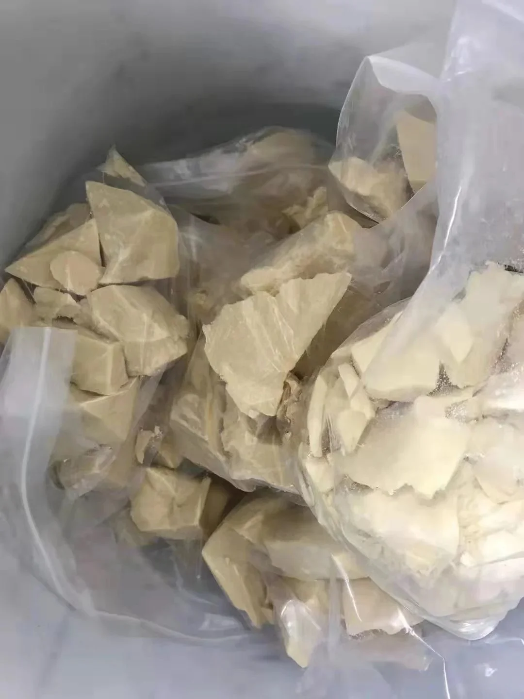 The factory wholesale high quality pure cocoa butter cream raw materials