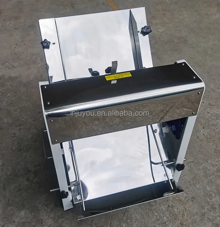 bread cutter 3.png
