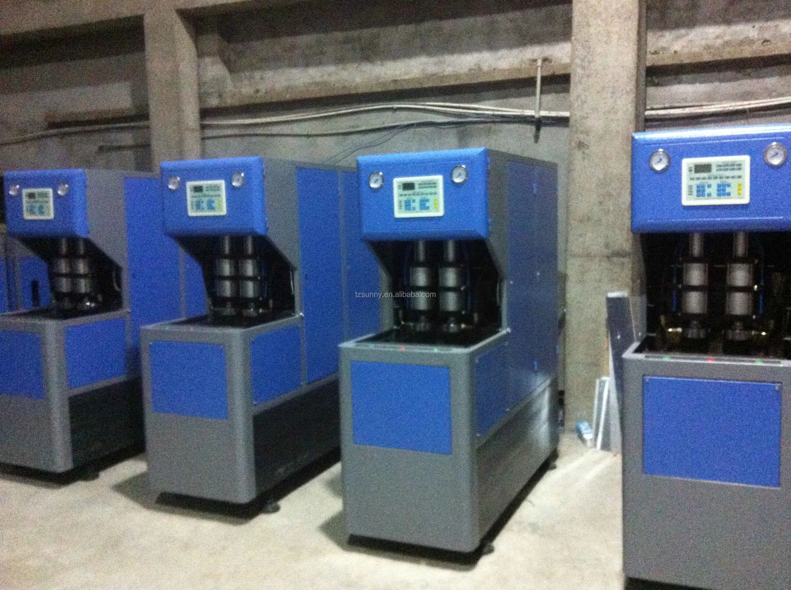 semi-automatic stretch blow moulding machine 5 gallon preform machine hot filling juice bottles blowing machine