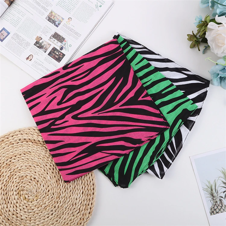 Hip Hop Women Red Paisley Bandana Custom Logo zebra Style Out Door Use Headwrap Hairwear Bandanas Face Mask for